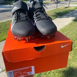Nike Alpha Menace Pro 2 Men’s Black Football Cleats